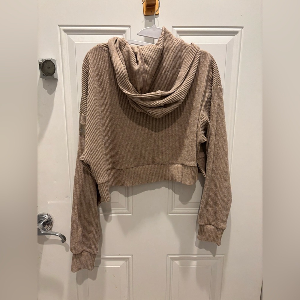 ALO muse hoodie. Gravel heather. Size M Still on website! - Picture 5 of 6